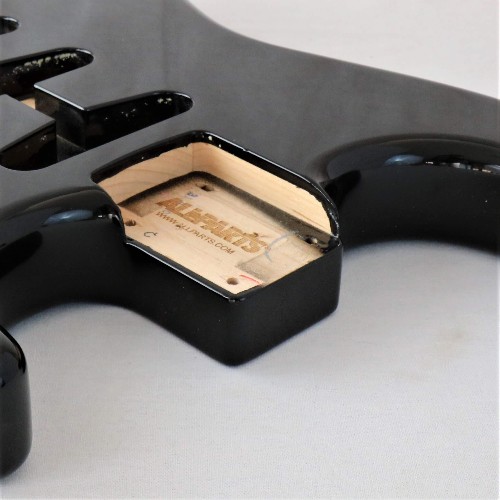 ALLPARTS STRATOCASTER BODY ALDER BLACK