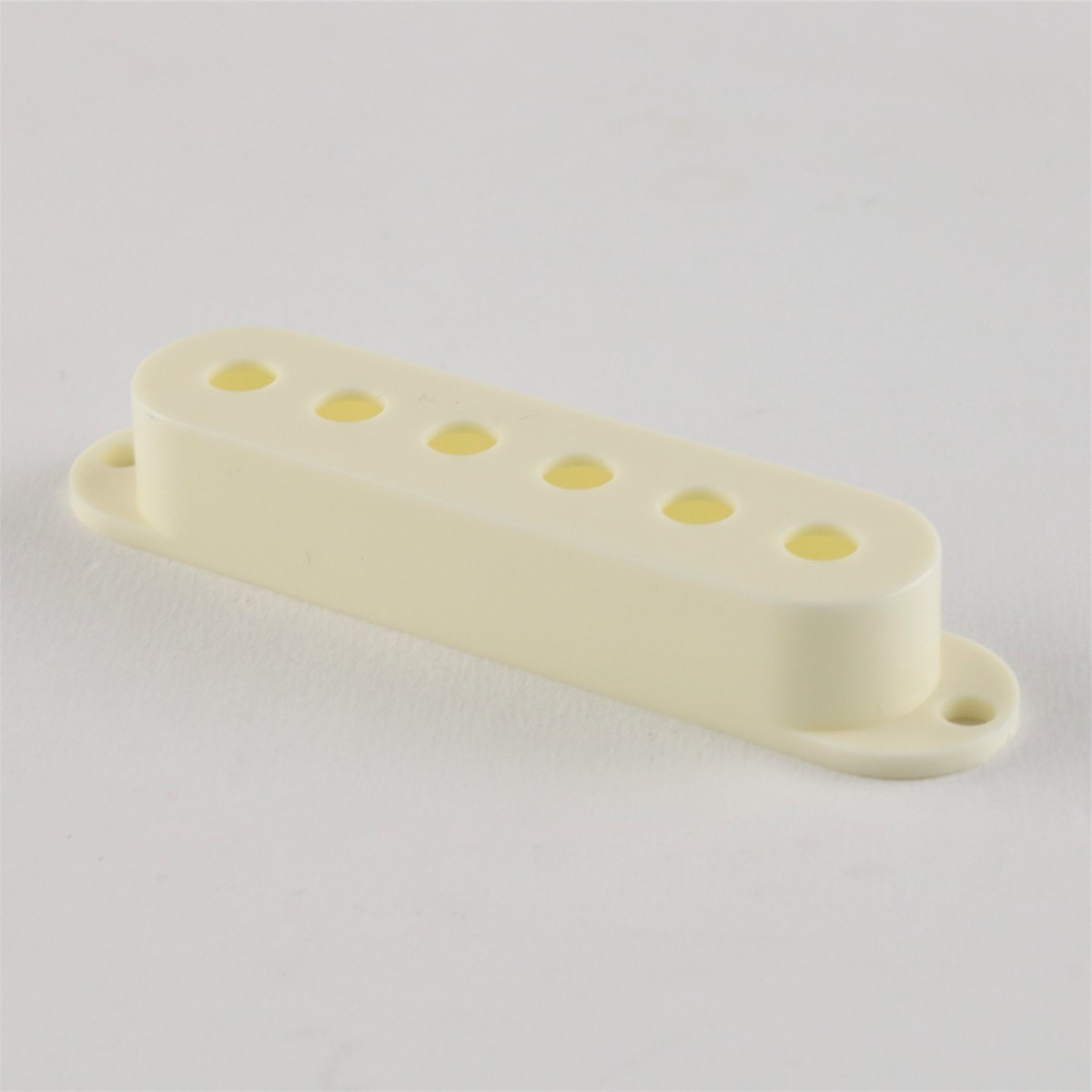 STRATOCASTER SINGLE-COIL PICK UP COVER PARCHMENT