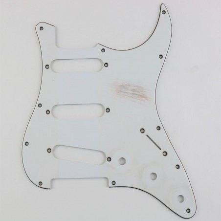 STRATOCASTER STANDARD PICKGUARD RELIC 3PLY