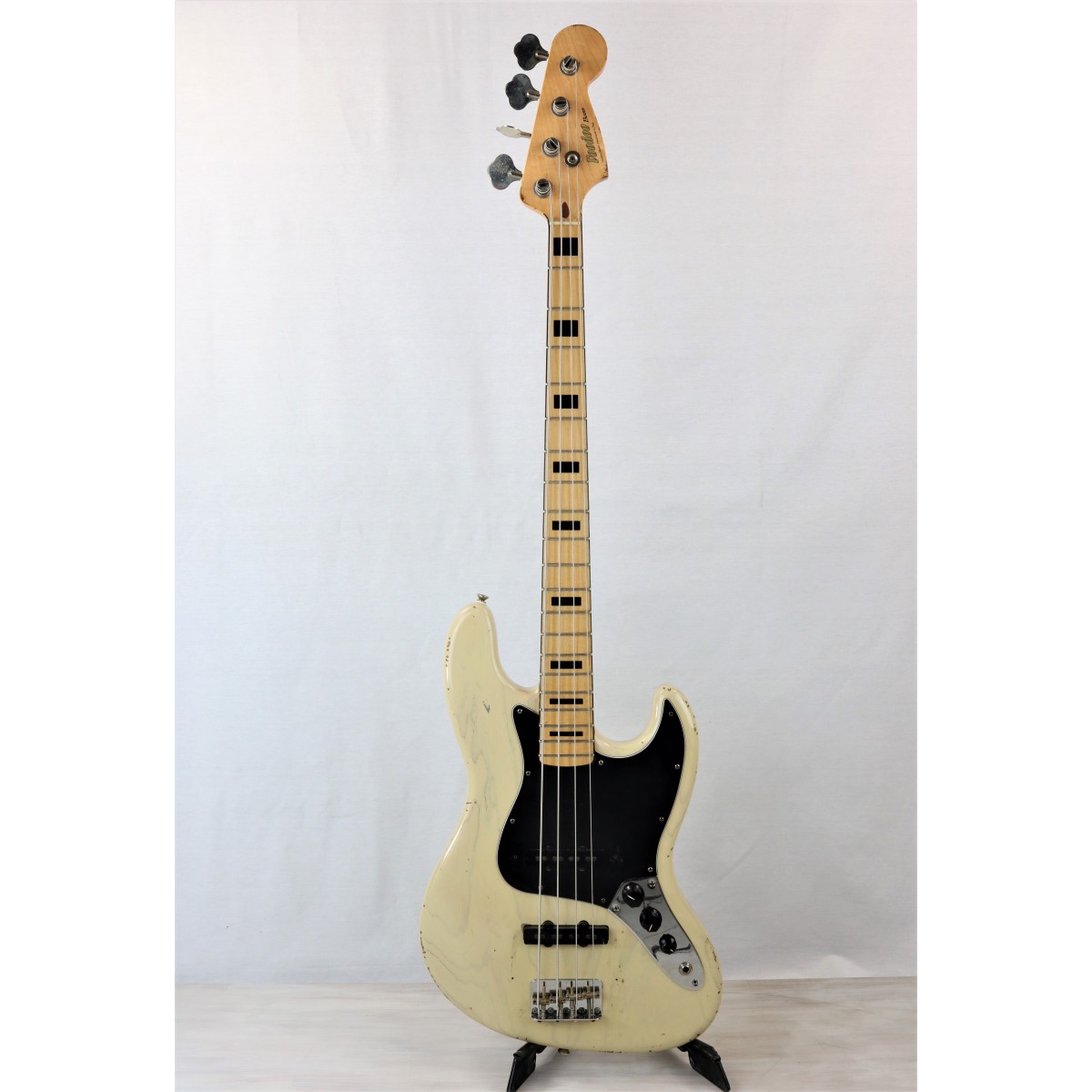 VoodooBass Jazz Blonde Ash